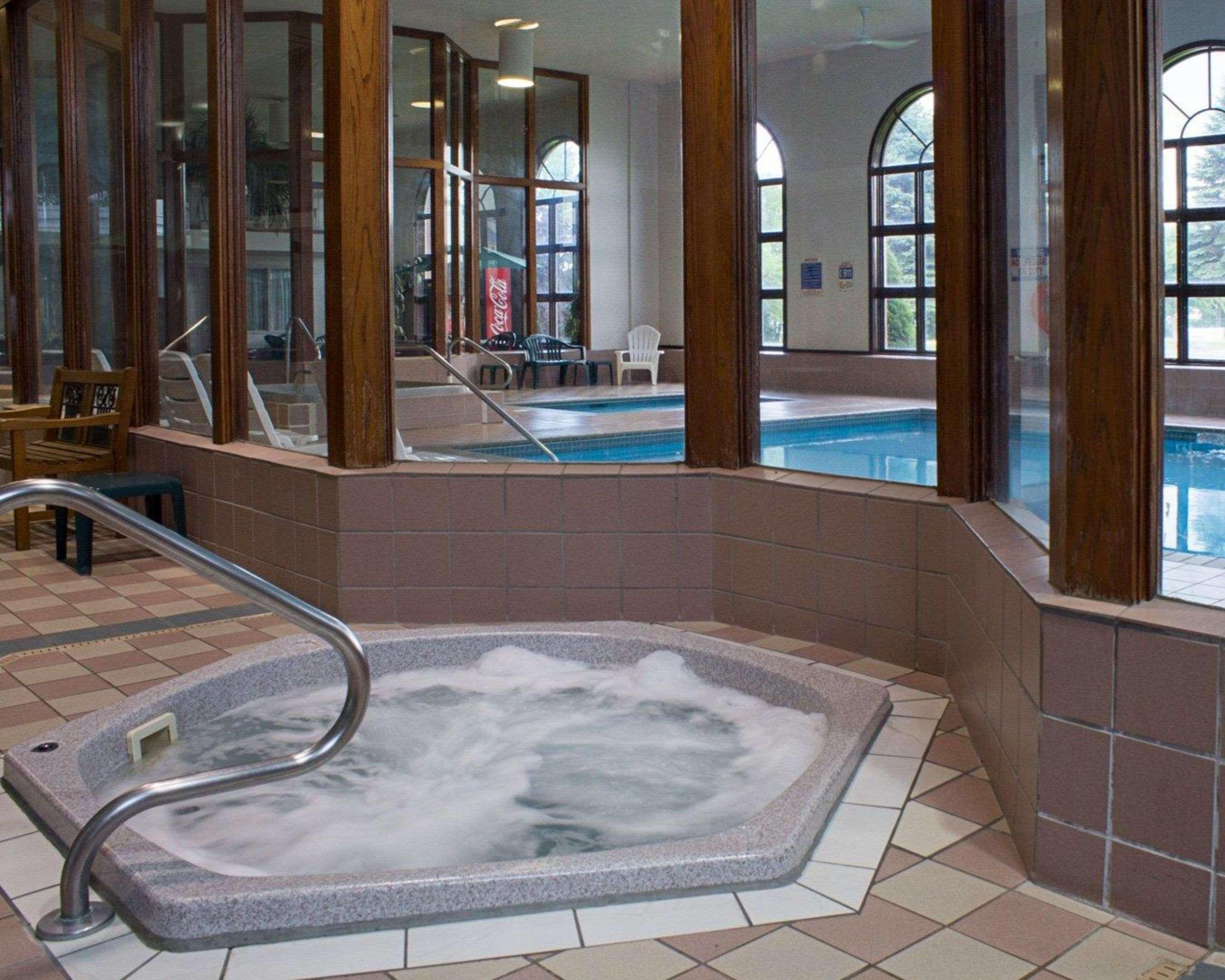 Rodeway Inn Columbia Mall Loop Гранд-Форкс Екстер'єр фото