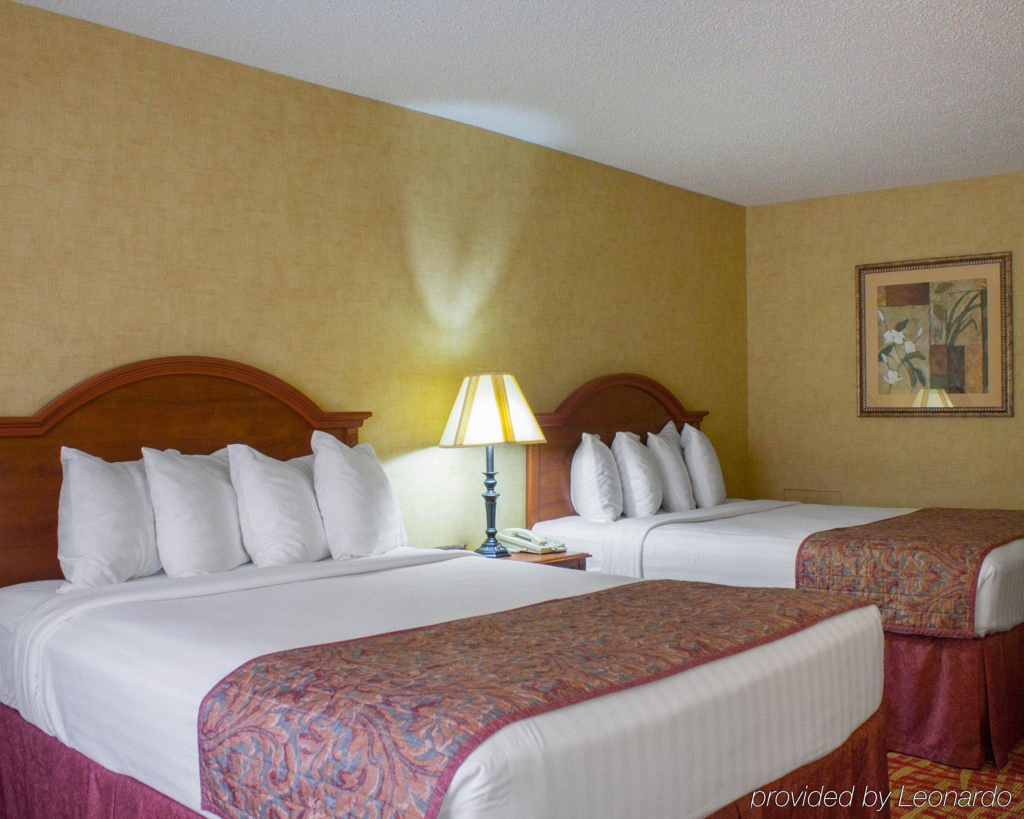 Rodeway Inn Columbia Mall Loop Гранд-Форкс Екстер'єр фото