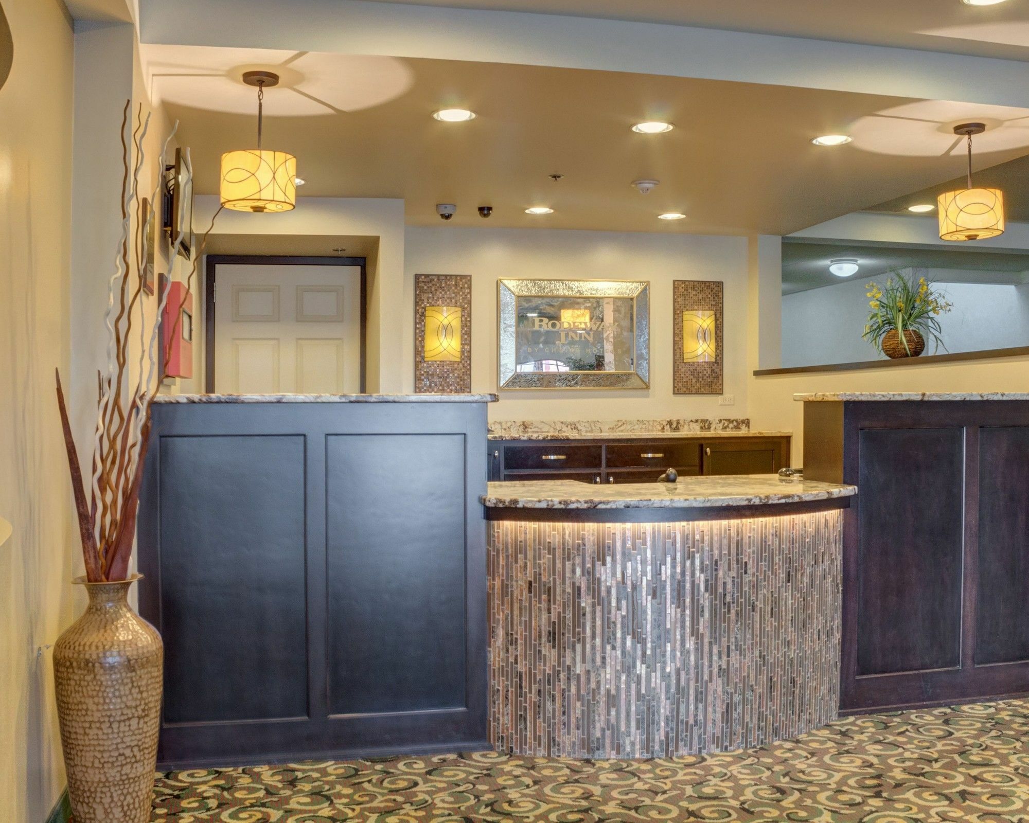 Rodeway Inn Columbia Mall Loop Гранд-Форкс Екстер'єр фото